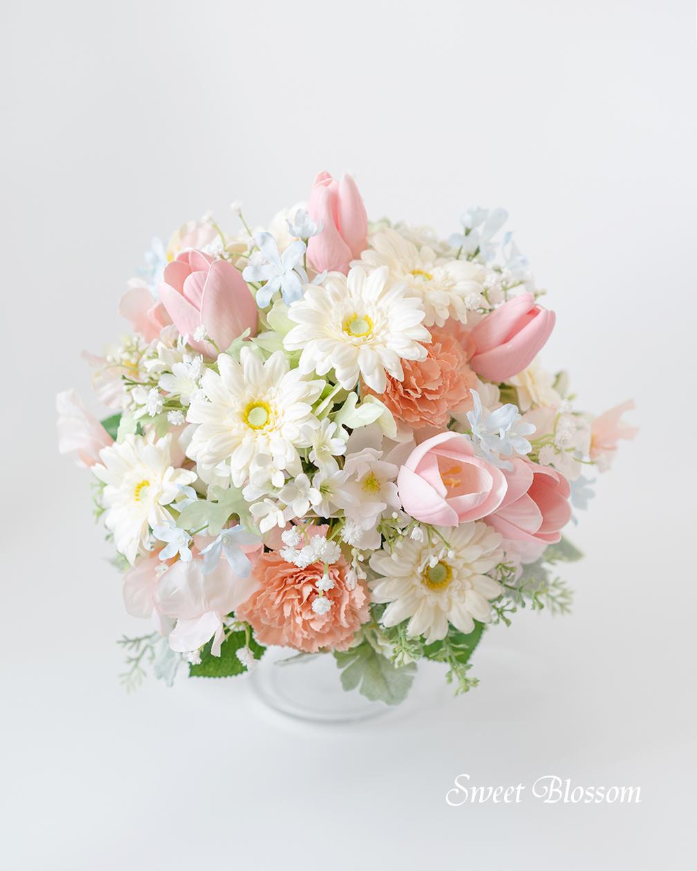 【オーダーメイド】ガーベラとチューリップのナチュラルブーケ&ブートニア1枚目の画像