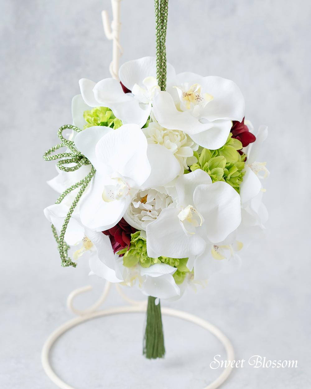 【オーダーメイド】胡蝶蘭のボールブーケ1枚目の画像